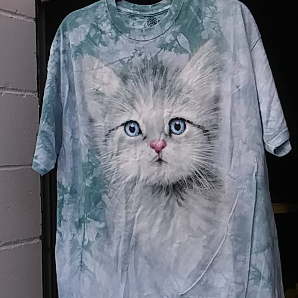 Kitten Tee
